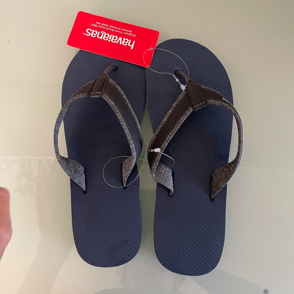 NWT Havainas Men’s Sandals